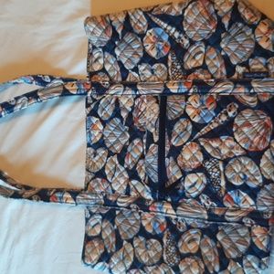 Vera Bradley "Vera Tote" in Morning Shells pattern